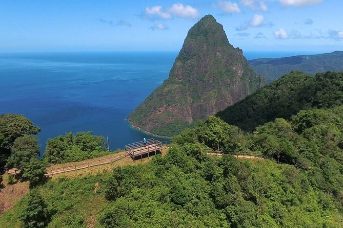 Gros Piton Hike - Your morning begins with St. Lucia on the road
