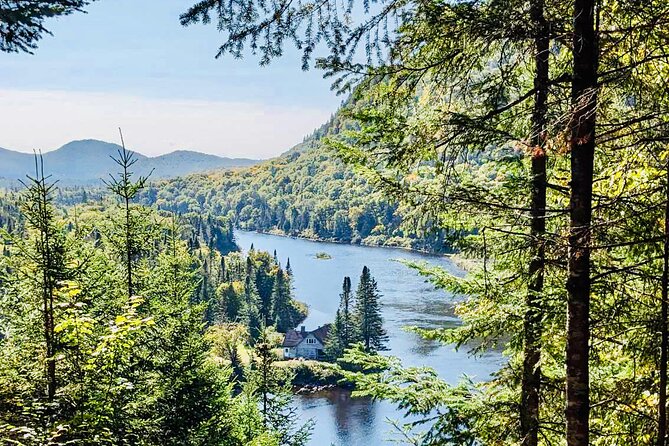 Guided Hike in Jacques-Cartier National Park - Guides make the difference