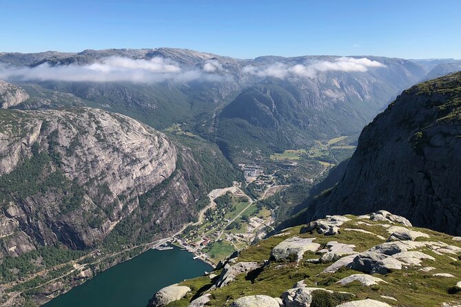 Guided hike to Kjerag and Kjeragbolten - Who should choose this hike
