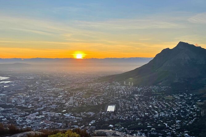 Guided Sunset/Sunrise Hike on Lions Head,Cape Town (Hotel Pickup) - What the guide adds