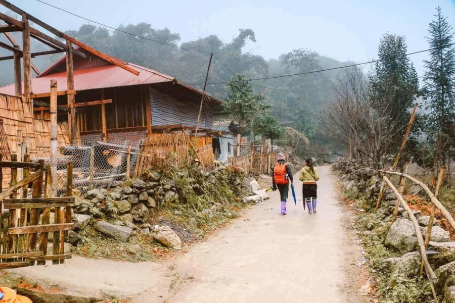 Hanoi: Sapa Trekking 2 Days 1 Night - Sleeper Bus from Hanoi - Cat Cat Village and the first afternoon walk