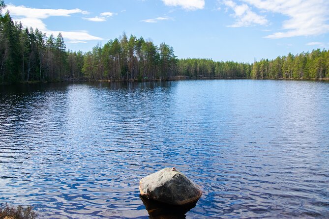 Helsinki: Nuuksio National park hiking with campfire lunch - Leaving Helsinki for Nuuksio’s quiet woods