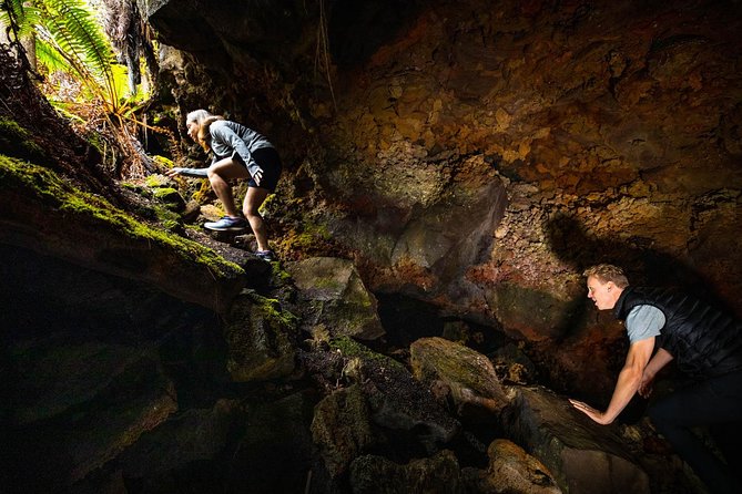 Hidden Craters Hike of Kona - Guides who make the geology easier to read