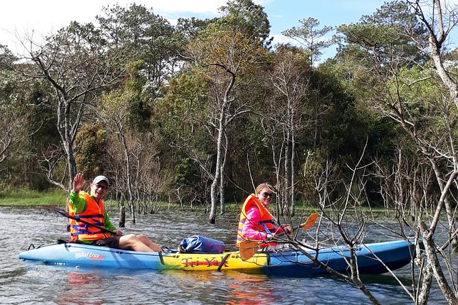 Hike and Kayak with exploring Tuyen Lam Lake in Da Lat - Reaching Tuyen Lam Lake by foot and boat
