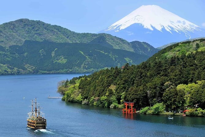 Hike Hakone Hachiri - Hakone Sekisho and the price of controlling the road