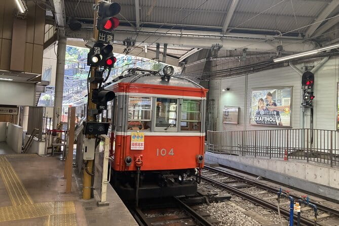 Hike Hakone Hachiri - Yamanaka Castle ruins and the chance of Mt Fuji