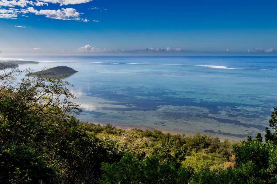 Hike Le Morne & Explore the Southwest (With Transportation) - Maconde viewpoint and the sharp coastal bend