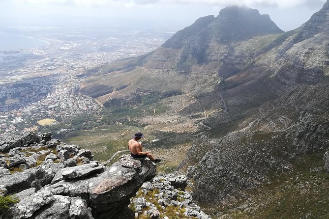 Hike Table Mountain or Lions Head in Cape Town Like a Local - Phil’s guiding style and what you can ask about