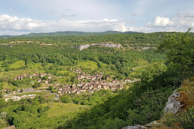 Hike to discover the most beautiful villages of France of the Dordogne valley : Loubressac and Autoire - Price and group value at $346.70