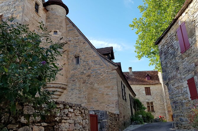 Hike to discover the most beautiful villages of France of the Dordogne valley : Loubressac and Autoire - Fitness, footwear, and weather