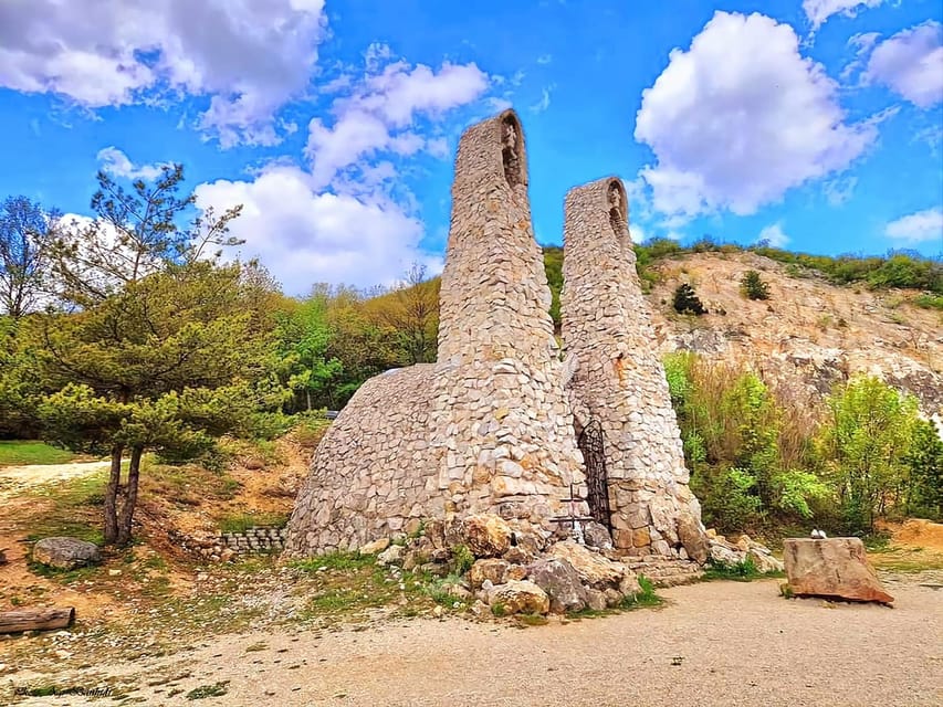 Hike to Spiritual Sites Near Budapest - Leaving Budapest for the Pilis Mountains