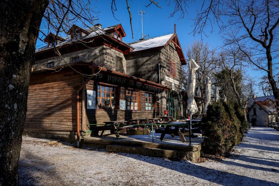 Hike to Spiritual Sites Near Budapest - A Hungarian lunch with local flavor