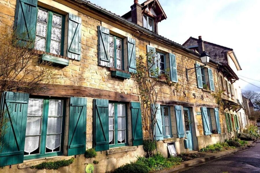 Hiking Adventure in Van Gogh's footsteps (6 miles walk) - Pontoise, Pissarro, and the impressionist countryside