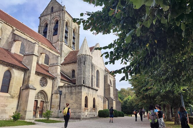 Hiking Adventure in Van Gogh's Footsteps with 6 miles walk - Key details before you book