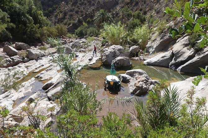 Hiking Beyond Paradise Valley - The argan cooperative explains more than a souvenir shop