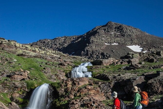 Hiking experience in the High Sierra Nevada National Park - Key points to know before booking