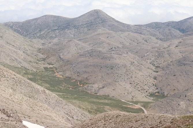 Hiking in Psiloritis Mountain (Ida Mt.) Crete - Myths, archaeology, and UNESCO Geopark context