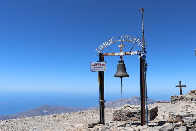 Hiking in Psiloritis Mountain (Ida Mt.) Crete - Why the descent deserves respect
