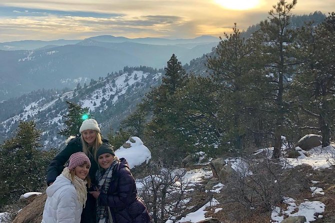 Hiking in the Rockies - Group hike tour near Denver - Guides who make the difference