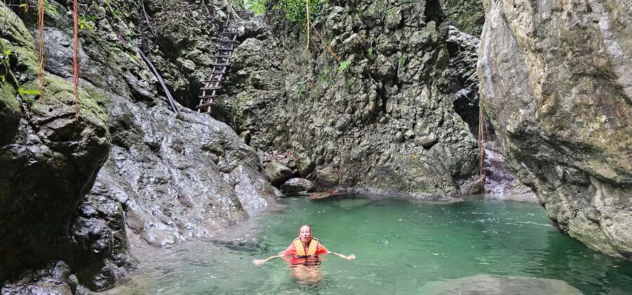 Hiking Tabernacle Thundering Waterfall - What the Tabernacle hike is really like