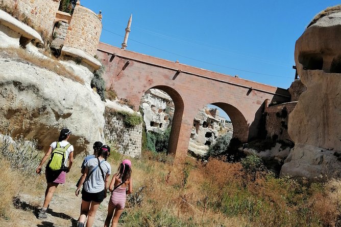 Hiking tour in Cappadocia Red and Rose valley - What the guide adds to the price