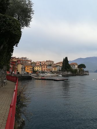 HIKING TOUR: VARENNA, Castle of VEZIO Villa MONASTERO, FIUMELATTE - Starting at Varenna and finding the quieter path