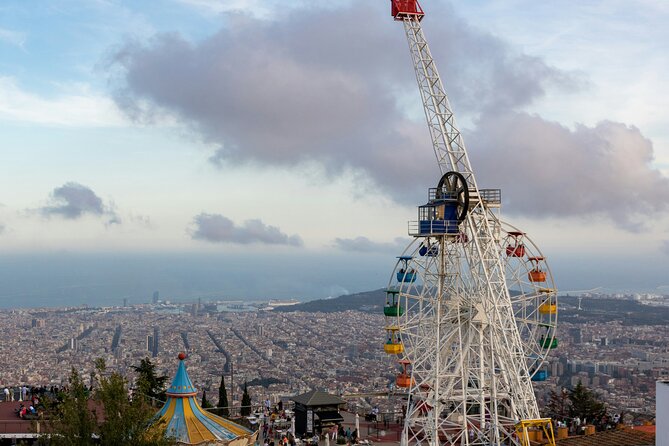 Hiking with the best views of Barcelona - Walking from Baixador de Vallvidrera into Collserola