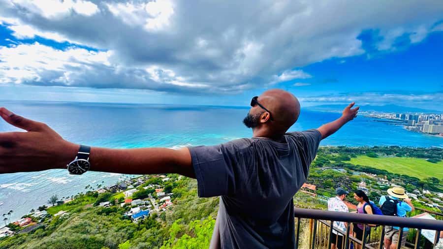 Honolulu: Diamond Head Hike with Transfers - Why the included transport matters