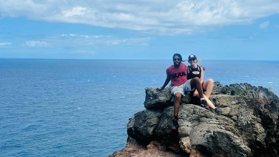 Honolulu: Diamond Head Hike with Transfers - Switchbacks and the crater floor