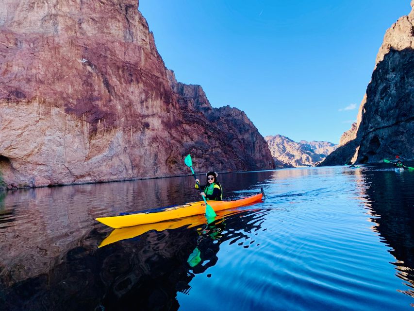Hoover Dam Kayak Tour & Hike - shuttle from Las Vegas - Waterfalls, Emerald Cave, and the best photo stops