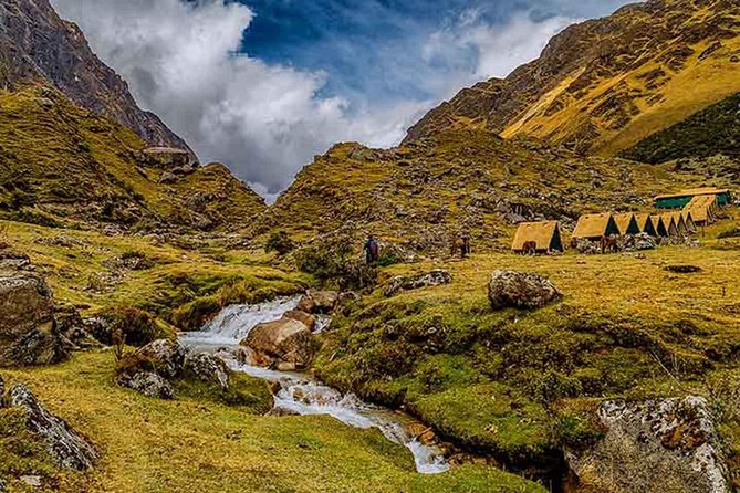 Humantay Lake Full-Day Adventure: Scenic Trek and Stunning Views - The descent, lunch, and long ride back