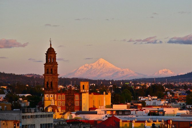 Iztaccihuatl Volcano Hike with an Alpinist - Scenery, volcano views, and changing mountain conditions