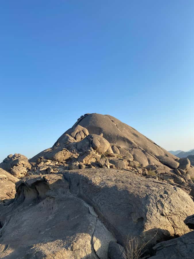 Jeddah: Moon Mountain Guided Hiking Tour with Snacks - Key points to know before you book