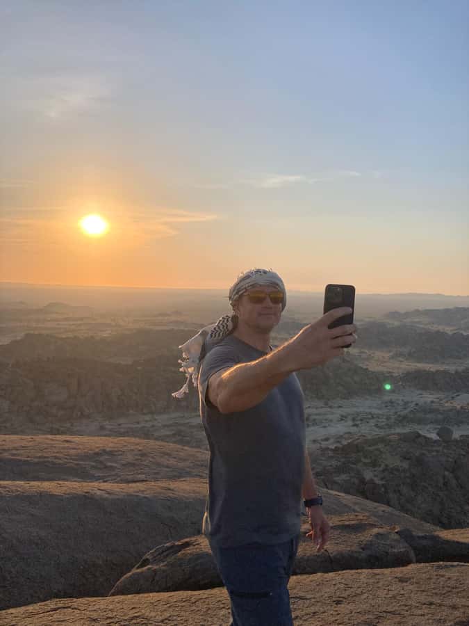 Jeddah: Moon Mountain Guided Hiking Tour with Snacks - Is $120 a fair price?