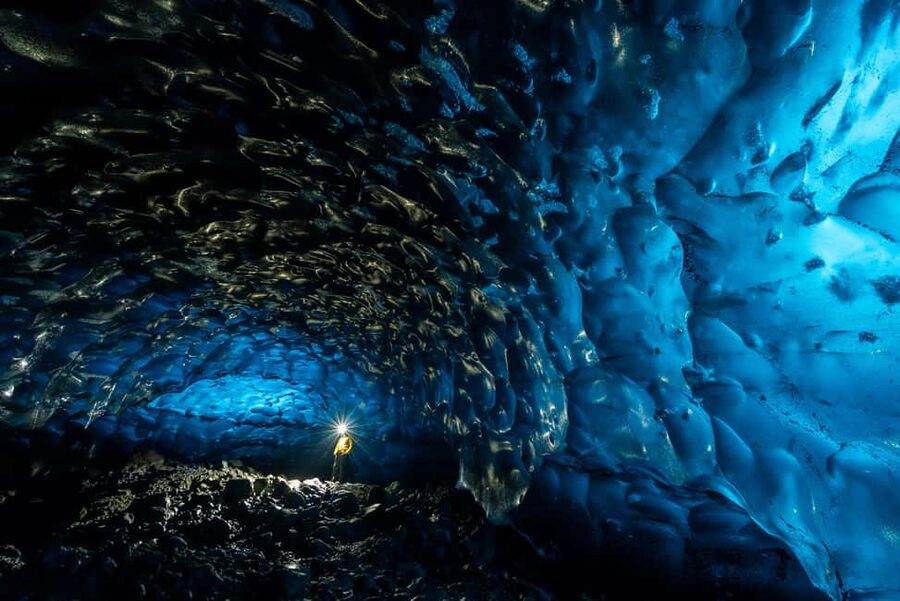 Jökulsárlón: Glacier Hike to a Remote Ice Cave - Key points at a glance