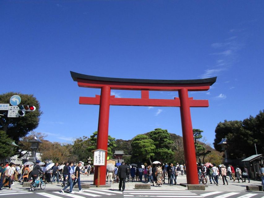 Kamakura: Daibutsu Hiking Trail Tour with Local Guide - Walking the Daibutsu Trail