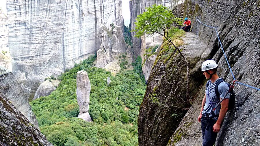 Kastraki: Meteora Via Cordata Hiking Tour to the Great Saint - Starting in old Kastraki, beneath the towers