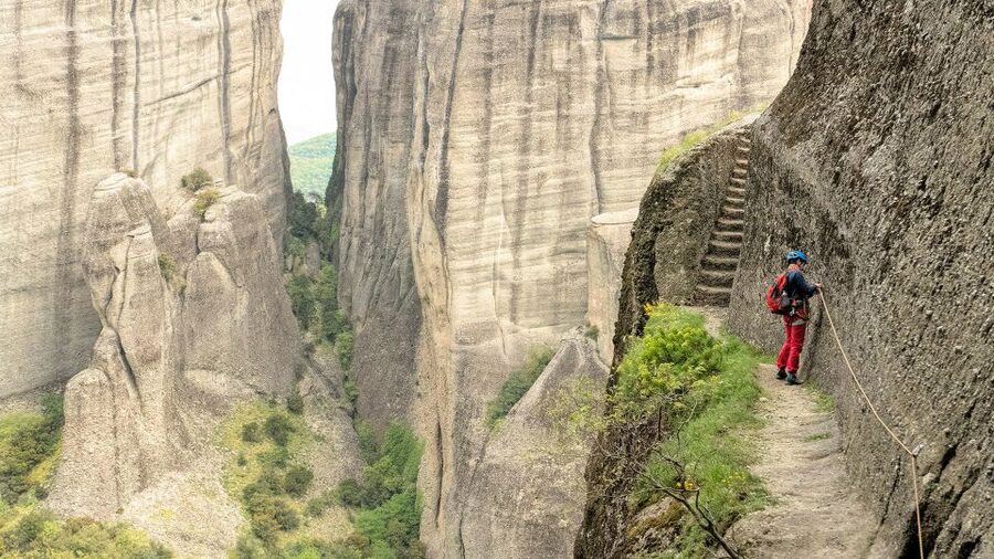 Kastraki: Meteora Via Cordata Hiking Tour to the Great Saint - Scrambling across Meteora’s sandstone