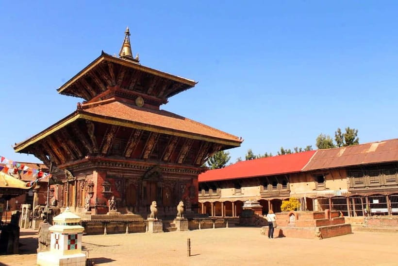 Kathmandu: Nagarkot Sunrise & Hiking Trip - A three-hour hike through villages and forest