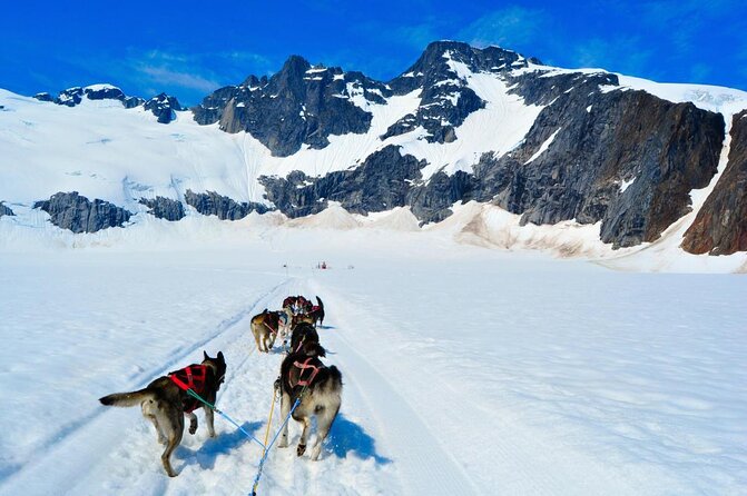 Kayak and Hike to Deep Blue, Glacially Carved Grant Lake, Alaska - Key points at a glance