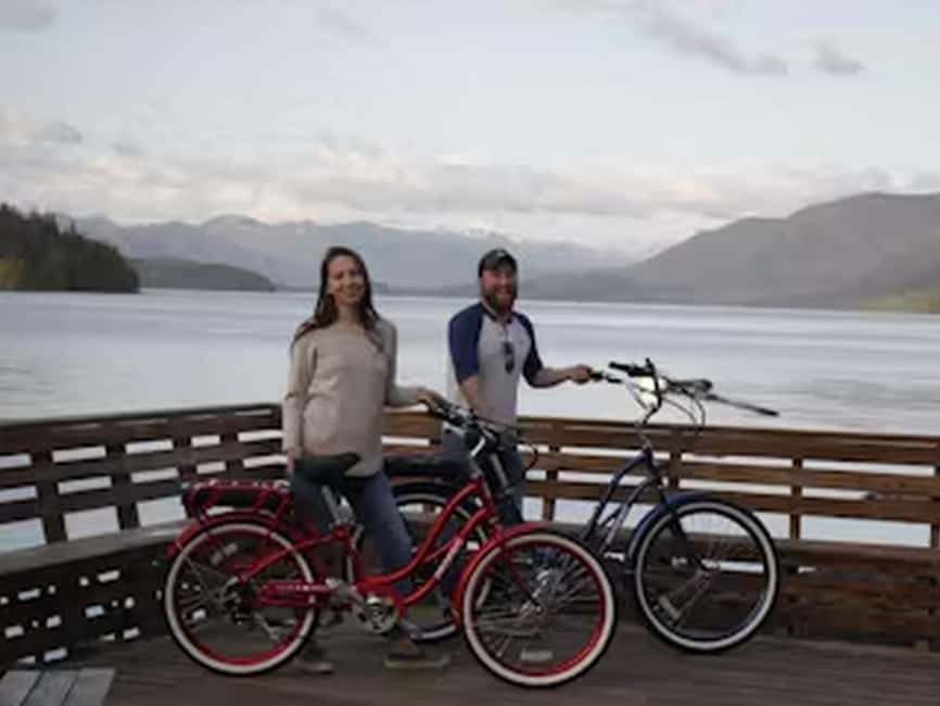 Ketchikan: E-Bike and Hike Tour - Smoked Salmon at the Marina