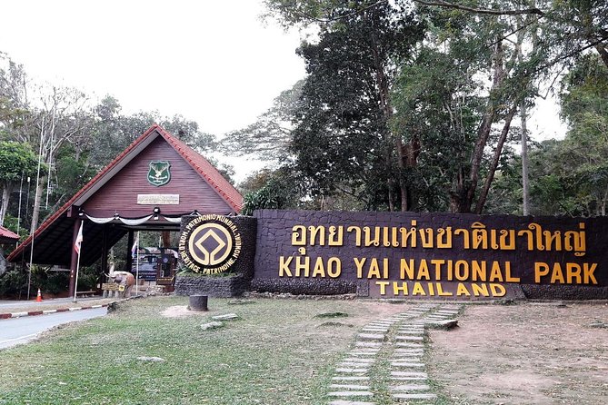 Khao Yai National Park Hiking Day Tour: Haew Narok and Haew Suwat - Haew Narok: the first waterfall and hardest walk
