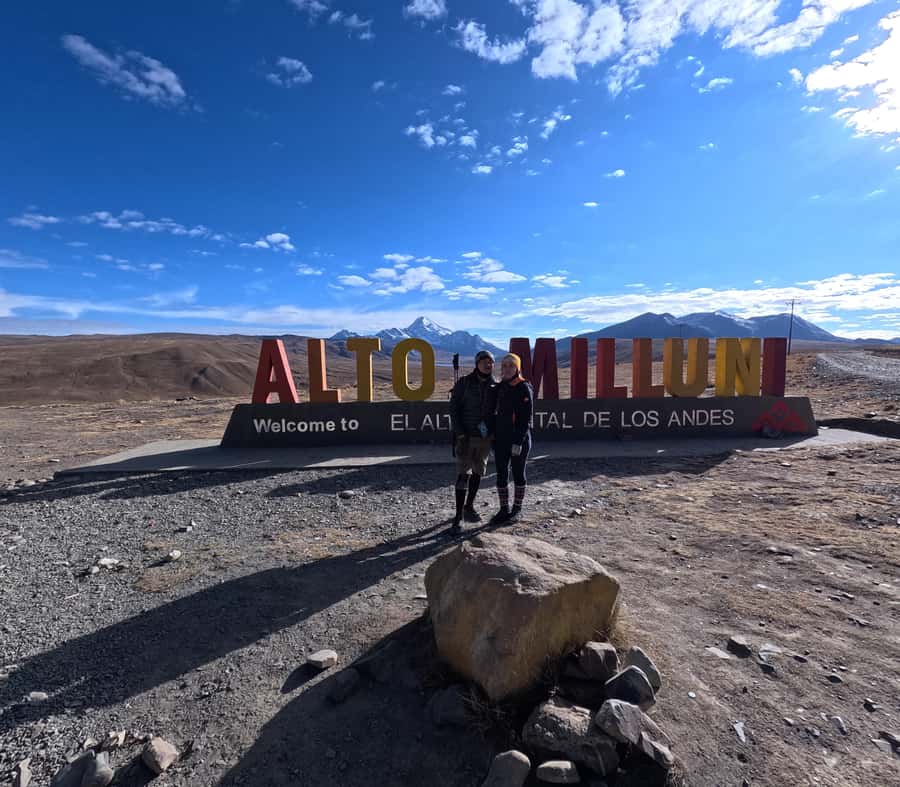 La Paz: Charquini Mountain Guided Hike - Leaving Buhos Tours in central La Paz