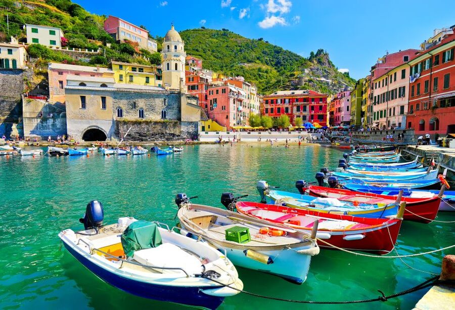 La Spezia: Cinque Terre Guided Hiking Tour - Vernazza: a slower afternoon by the water