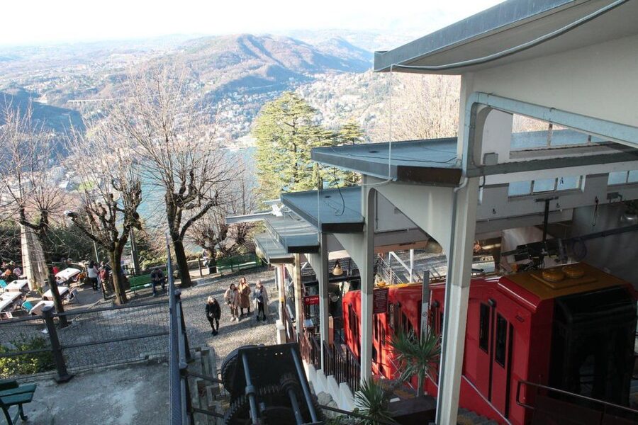Lake Como: Easy Mountain Trek with Funicular & Boat Ride - Monte Piatto and the church of Santa Elisabetta