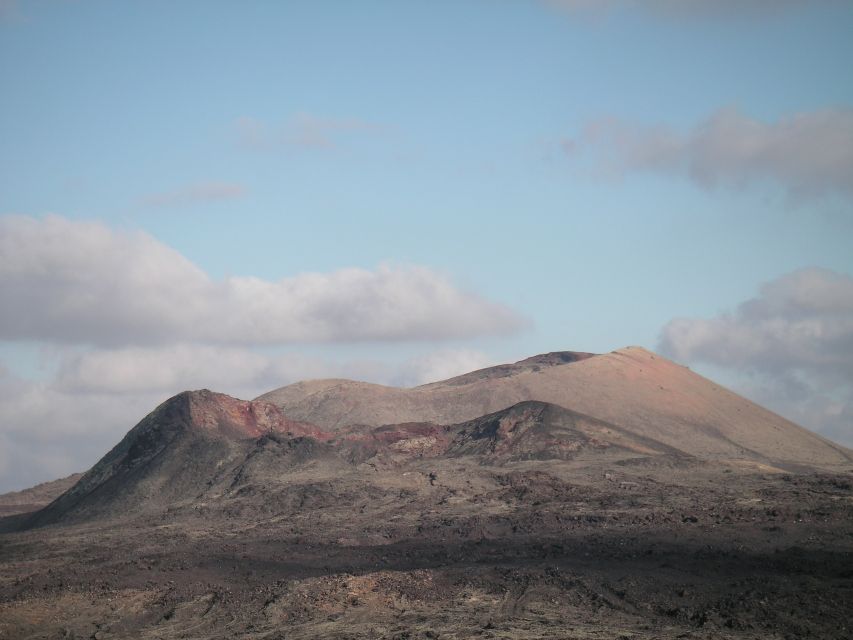 Lanzarote: Guided Volcano Hike with Transfers - Should you book the Lanzarote volcano hike?