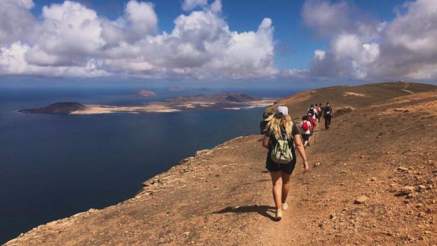 Lanzarote: Hike the North of Lanzarote - Climbing La Corona Volcano