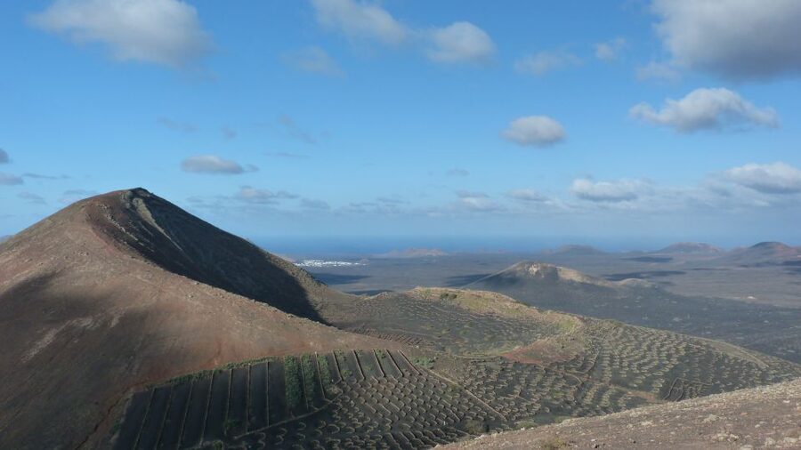 Lanzarote: La Geria Vineyards Hiking Tour - Should you book the La Geria walk?