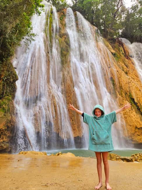 Las Terrenas: El Limón Waterfall Trekking Tour in Samana - Vincent’s guiding style and local context