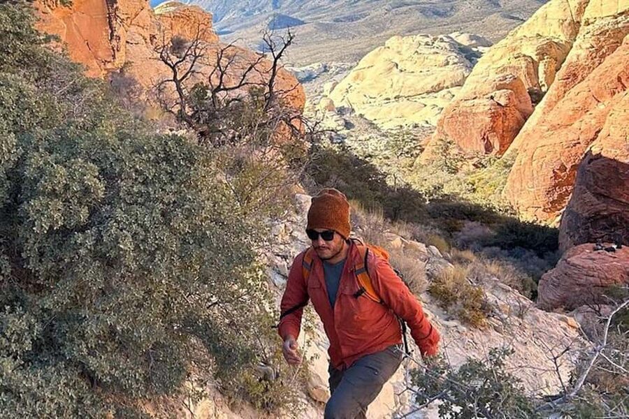 Las Vegas: Red Rock Canyon Guided Hike with Pickup - The 13-mile scenic loop sets the stage